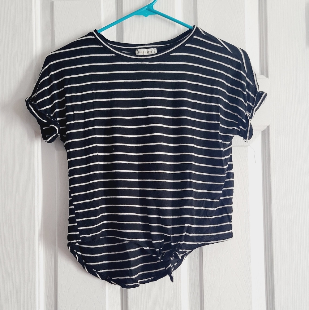 Crown Of Hearts Medium Front knot Striped top